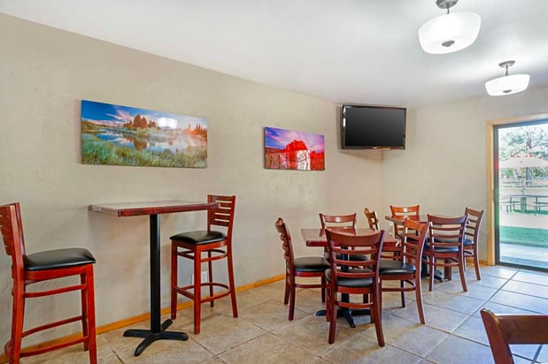 Images Best Western Ponderosa Lodge