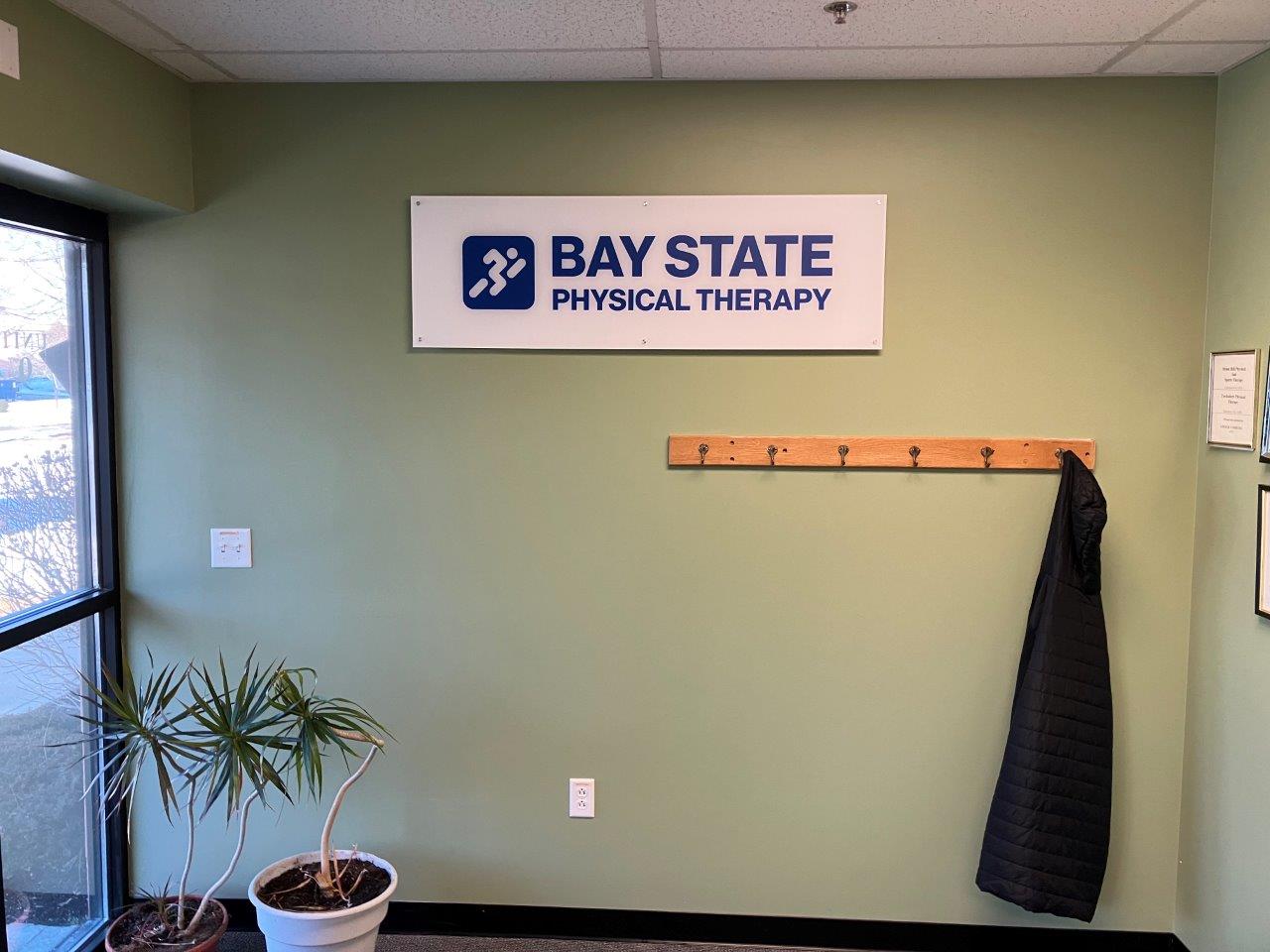 Entrance of Bay State PT Chelmsford, MA Jean St.