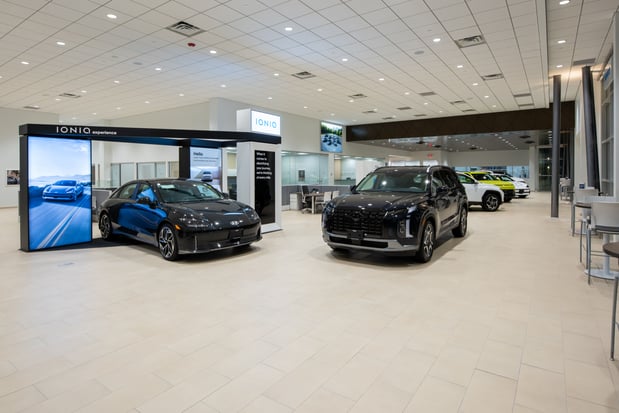 Images Lia Hyundai of Hartford
