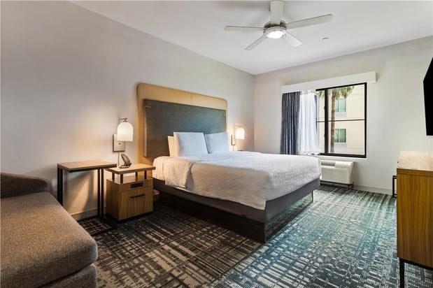 Images Homewood Suites by Hilton Beaumont, TX