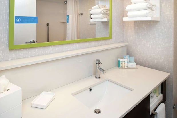 Images Hampton Inn Greensboro-Airport