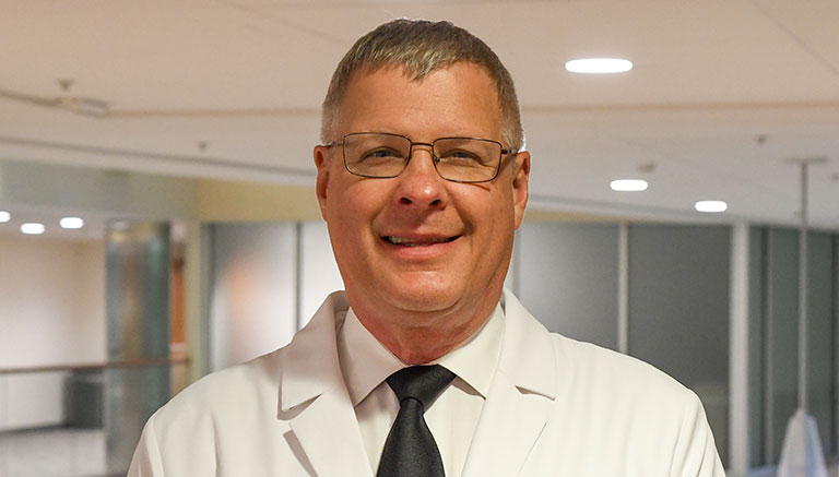 Matthew Allen Kienstra - Springfield, MO - Plastic Surgery, Otolaryngology-Head And Neck Surgery, Plastic Surgeon
