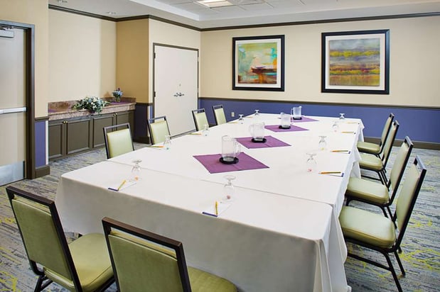 Images Hilton Garden Inn Hartford North/Bradley Int'l Airport