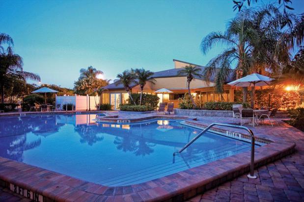 Images Tamarind Bay Apartments