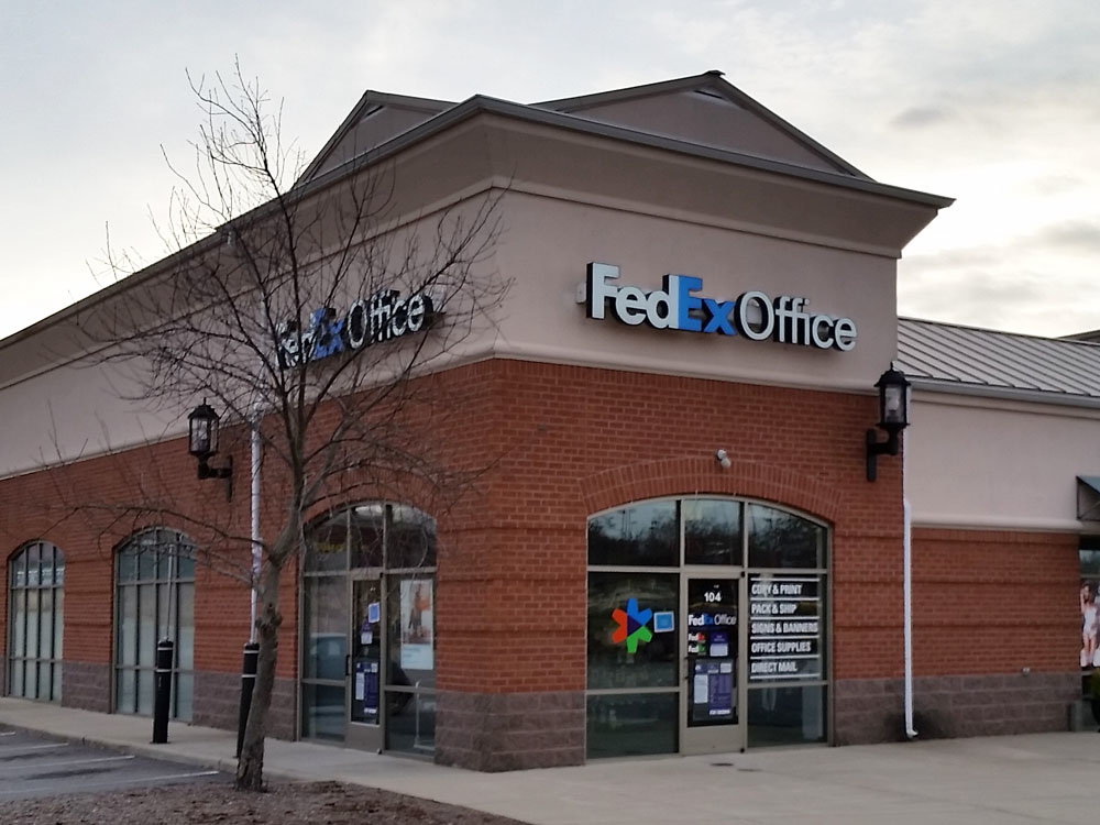 Exterior photo of FedEx Office location at 10008 Southpoint Pkwy\t Print quickly and easily in the self-service area at the FedEx Office location 10008 Southpoint Pkwy from email, USB, or the cloud\t FedEx Office Print & Go near 10008 Southpoint Pkwy\t Shipping boxes and packing services available at FedEx Office 10008 Southpoint Pkwy\t Get banners, signs, posters and prints at FedEx Office 10008 Southpoint Pkwy\t Full service printing and packing at FedEx Office 10008 Southpoint Pkwy\t Drop off FedEx packages near 10008 Southpoint Pkwy\t FedEx shipping near 10008 Southpoint Pkwy