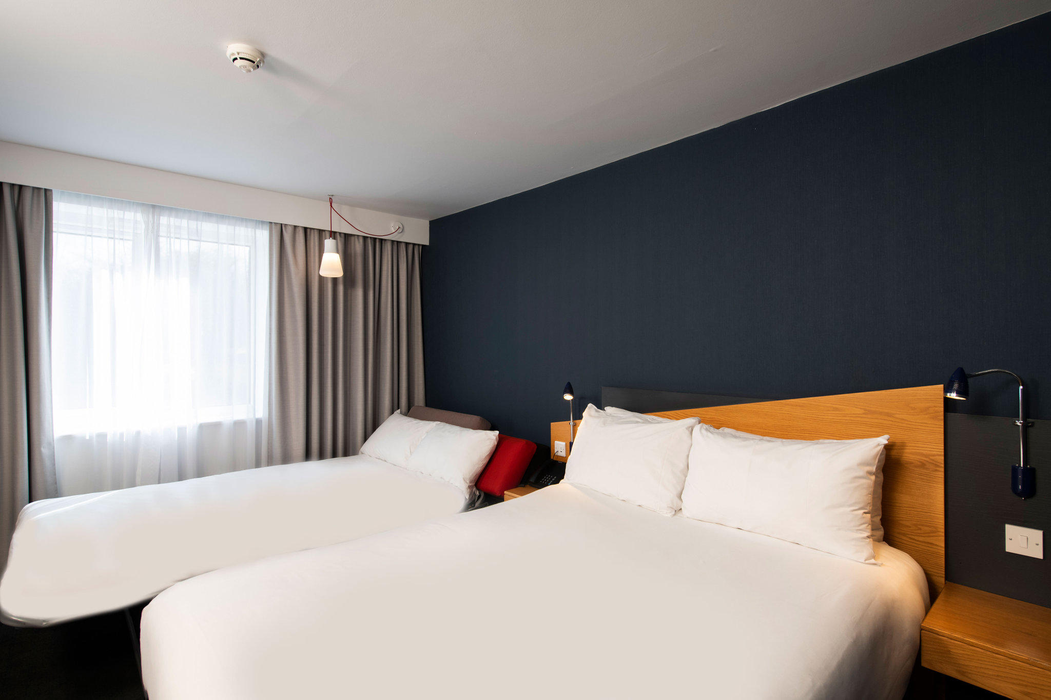 Images Holiday Inn Express East Midlands Airport, an IHG Hotel