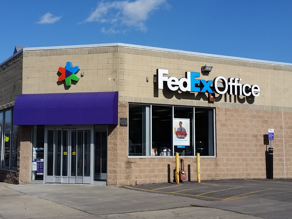 Exterior photo of FedEx Office location at 3435 N Western Ave\t Print quickly and easily in the self-service area at the FedEx Office location 3435 N Western Ave from email, USB, or the cloud\t FedEx Office Print & Go near 3435 N Western Ave\t Shipping boxes and packing services available at FedEx Office 3435 N Western Ave\t Get banners, signs, posters and prints at FedEx Office 3435 N Western Ave\t Full service printing and packing at FedEx Office 3435 N Western Ave\t Drop off FedEx packages near 3435 N Western Ave\t FedEx shipping near 3435 N Western Ave
