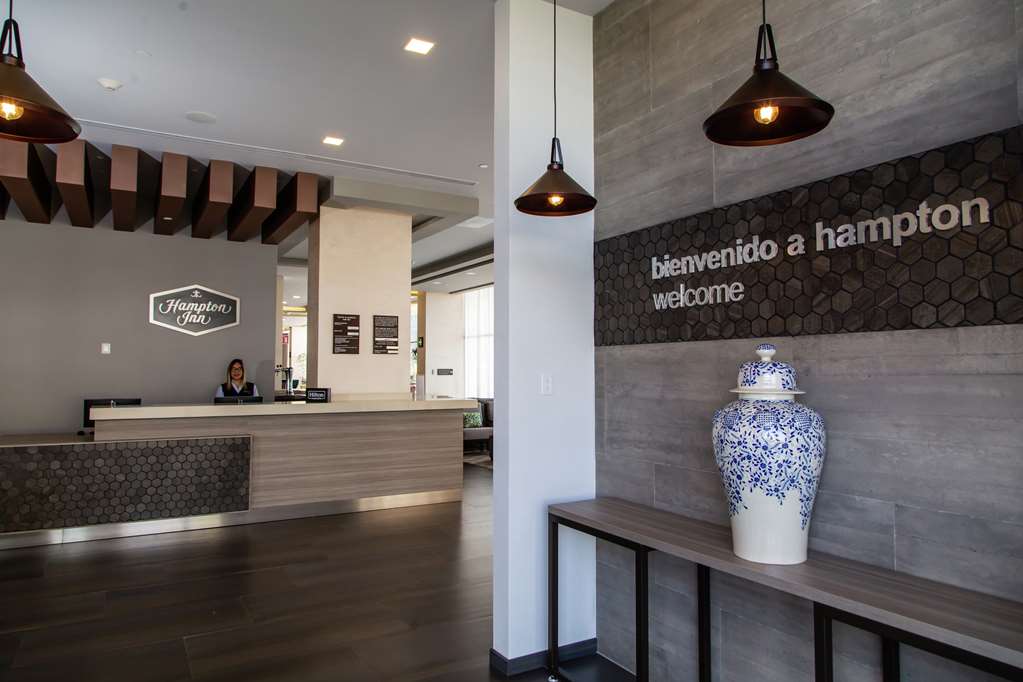 Images Hampton Inn & Suites by Hilton Puebla