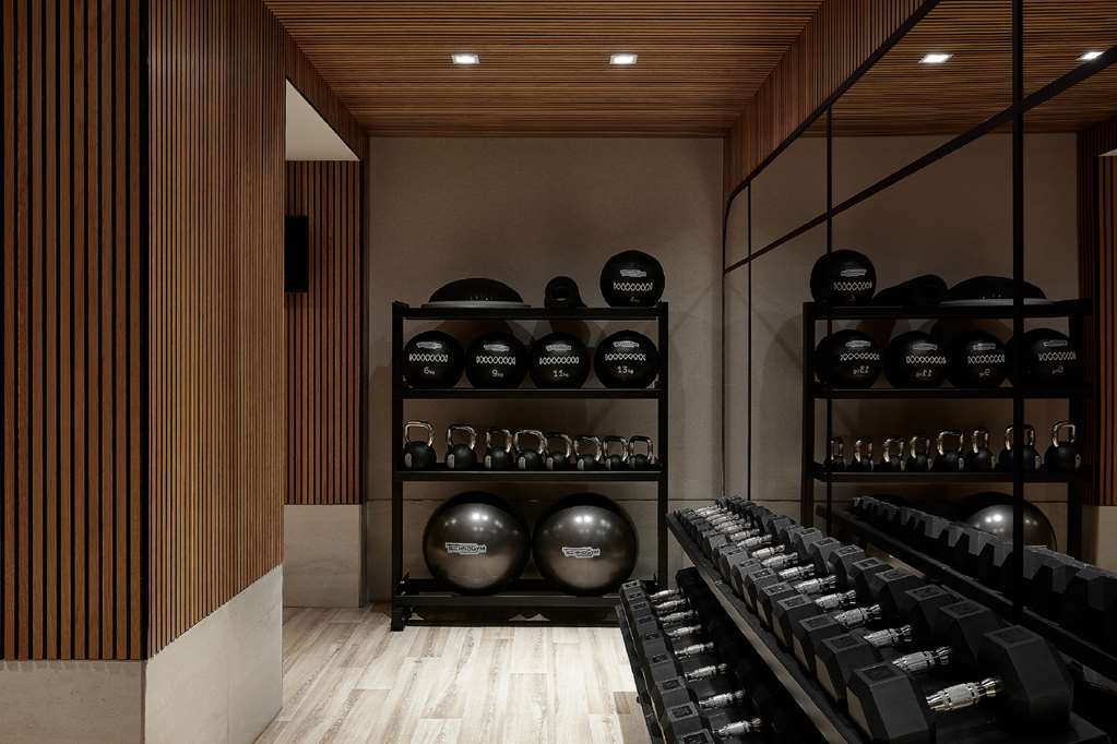 Health club  fitness center  gym Vogue Hotel Montreal Downtown, Curio Collection by Hilton Montreal (514)285-5555
