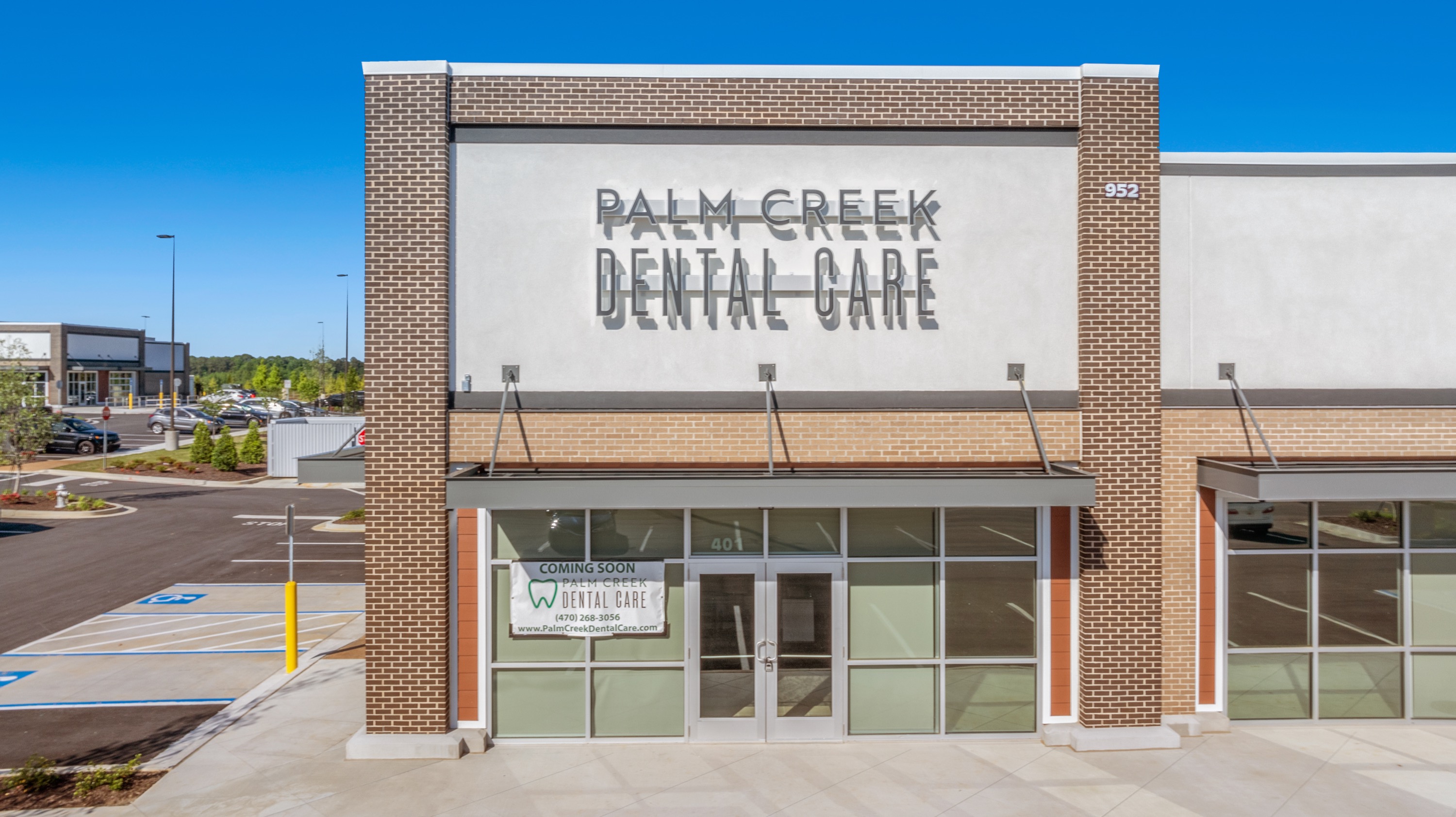 Front of office, Palm Creek Dental Care. Dentist in Dacula, GA. 