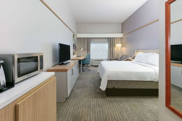 Images Hilton Garden Inn Irvine East/Lake Forest
