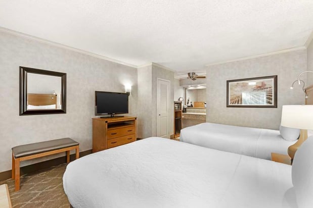 Images Best Western Plus Black Oak