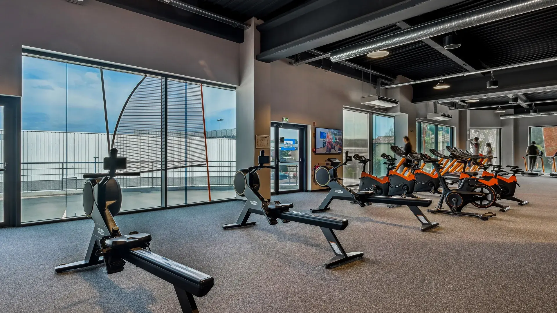 Images Basic-Fit 24/7