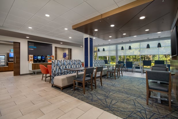 Images Holiday Inn Express & Suites Muskegon - Grand Haven by IHG