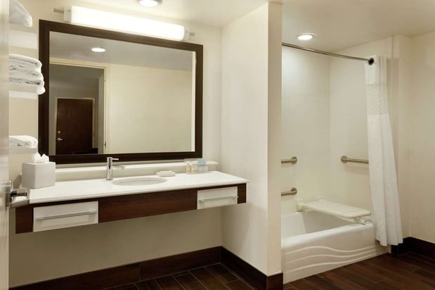 Images Hampton Inn & Suites Springdale