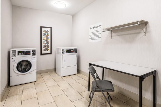 Images Holiday Inn Express Corydon by IHG