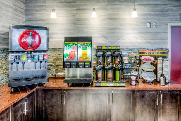 Images Staybridge Suites Columbus OSU-Medical Center by IHG