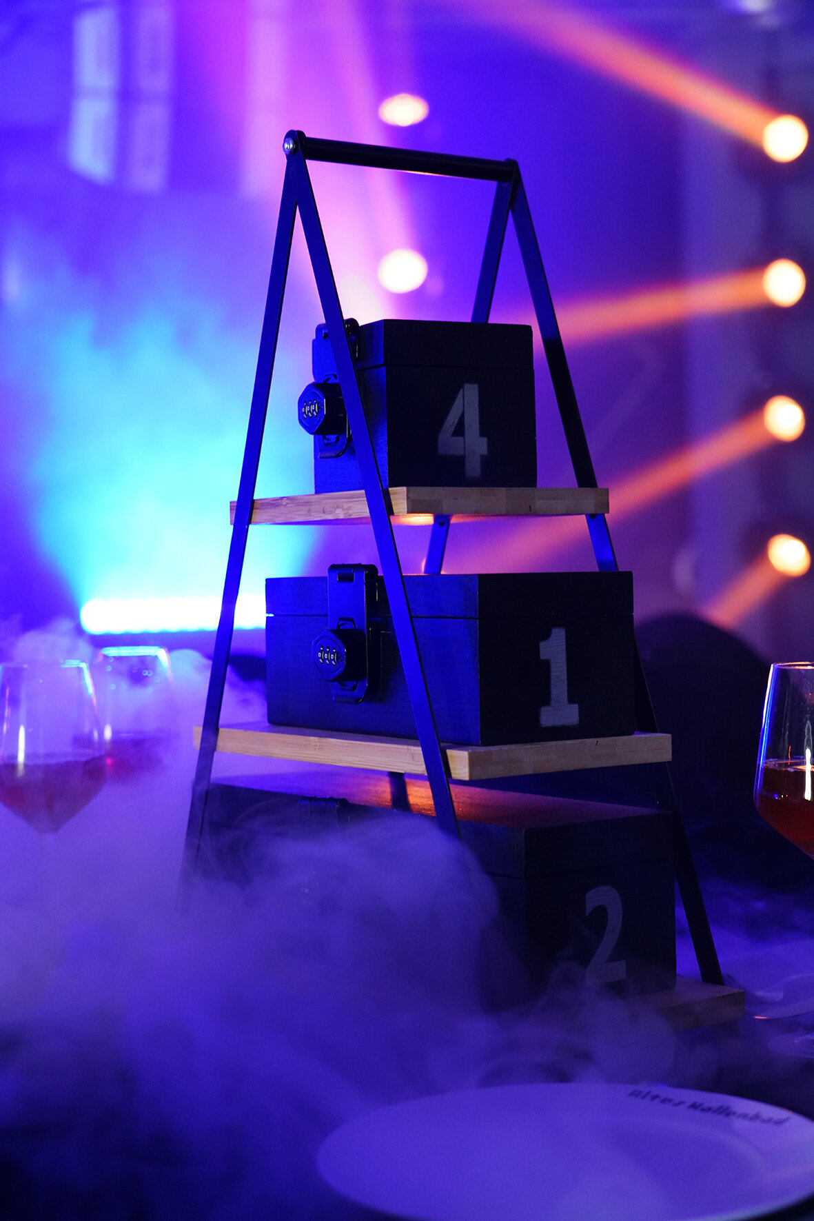 Bilder ESCAPE DINNER - Escape-Room als Dinnershow