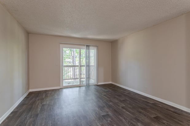 Images The Residences at Stonebrook Apartment Homes