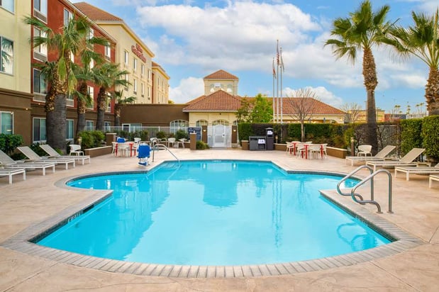 Images Hilton Garden Inn Fontana
