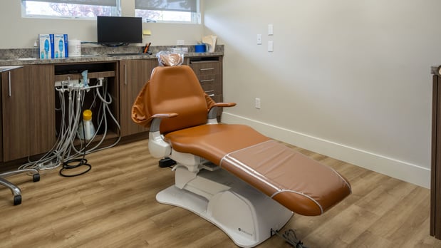 Images Leading Edge Oral Surgery Bay Shore