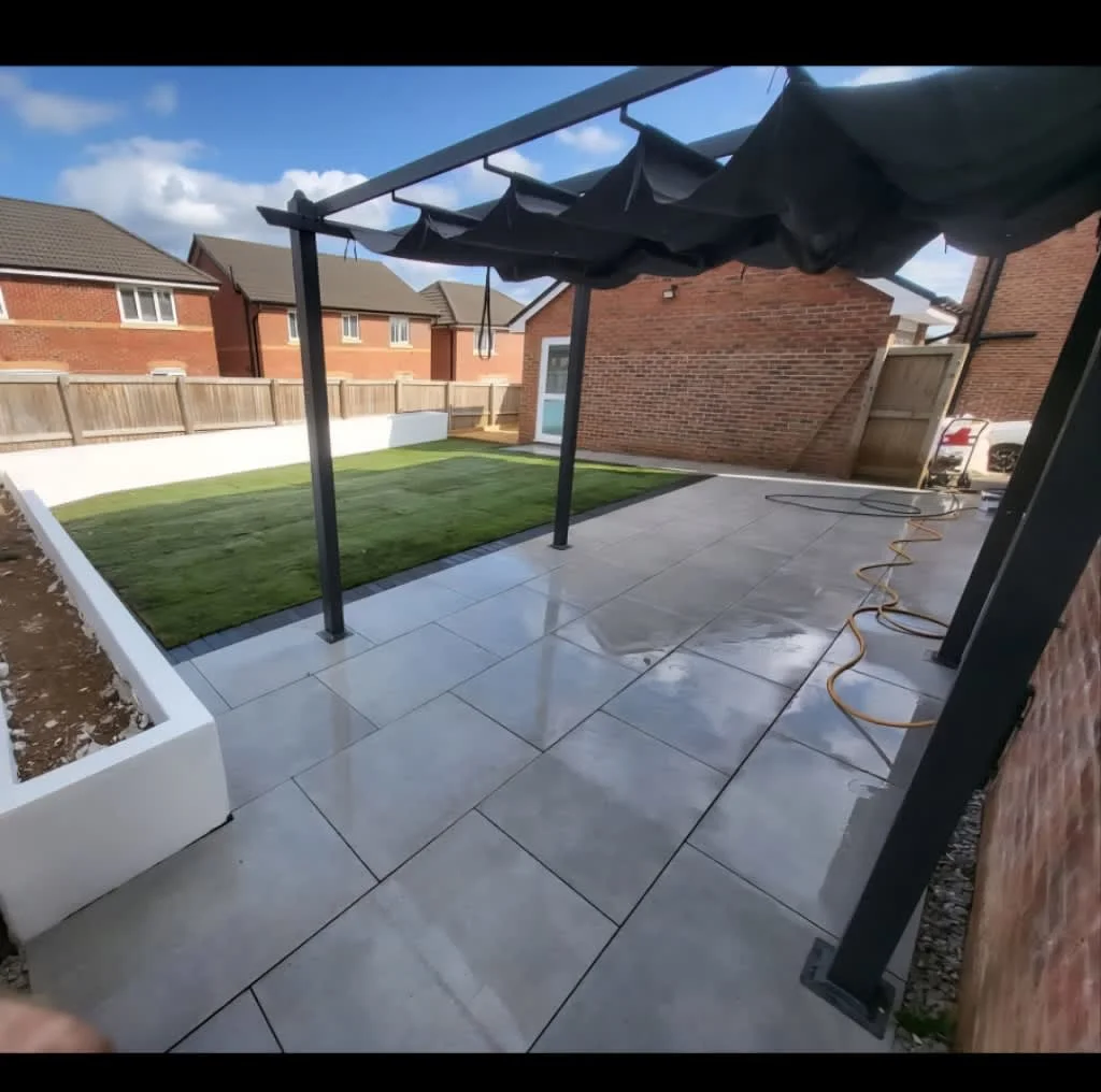 Images DH Landscaping & Building SVCS