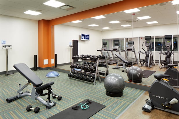 Images Holiday Inn Express & Suites Cincinnati North - Liberty Way by IHG