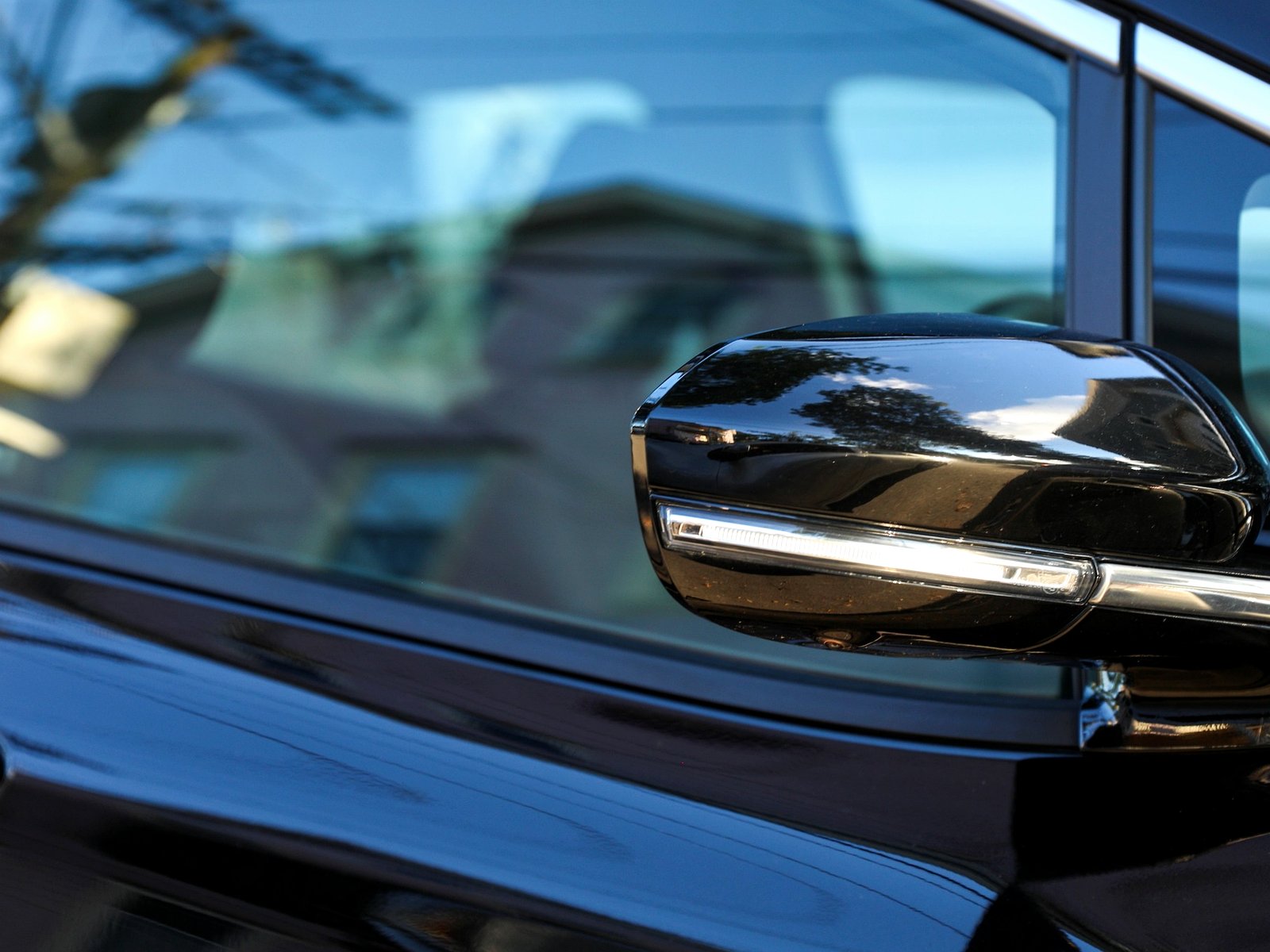 Four Seasons Auto Glass Ltd.