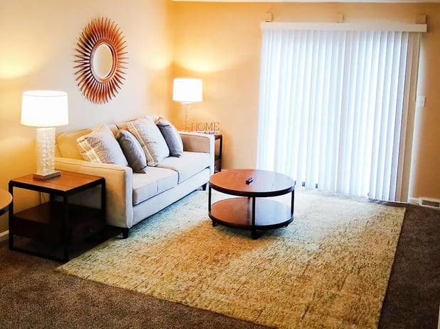 Images Wake Robin Apartments