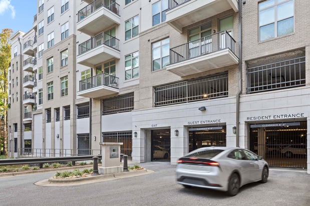 Images Camden Carolinian Apartments