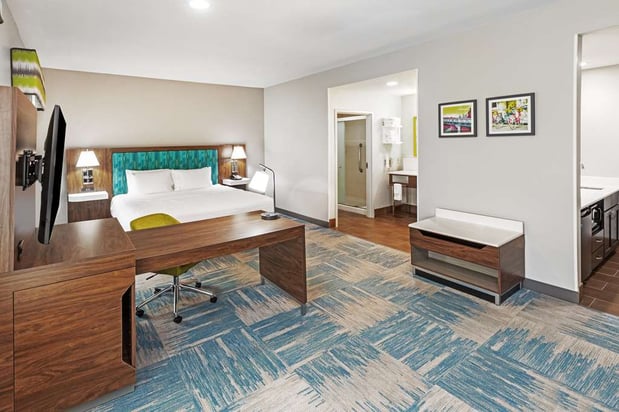 Images Hampton Inn & Suites Houston Heights I-10