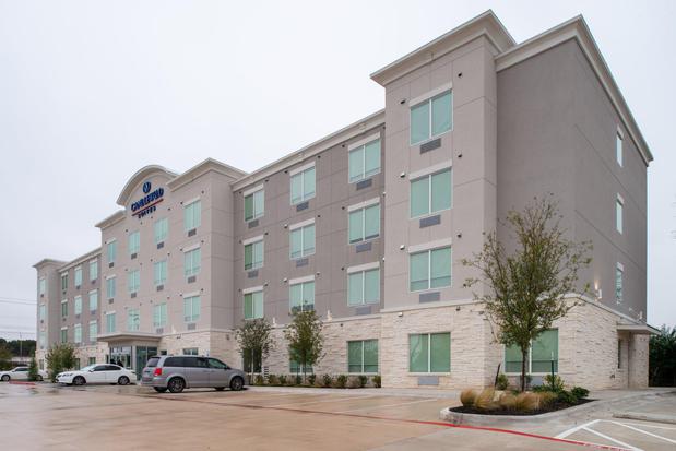Images Candlewood Suites Austin Airport by IHG