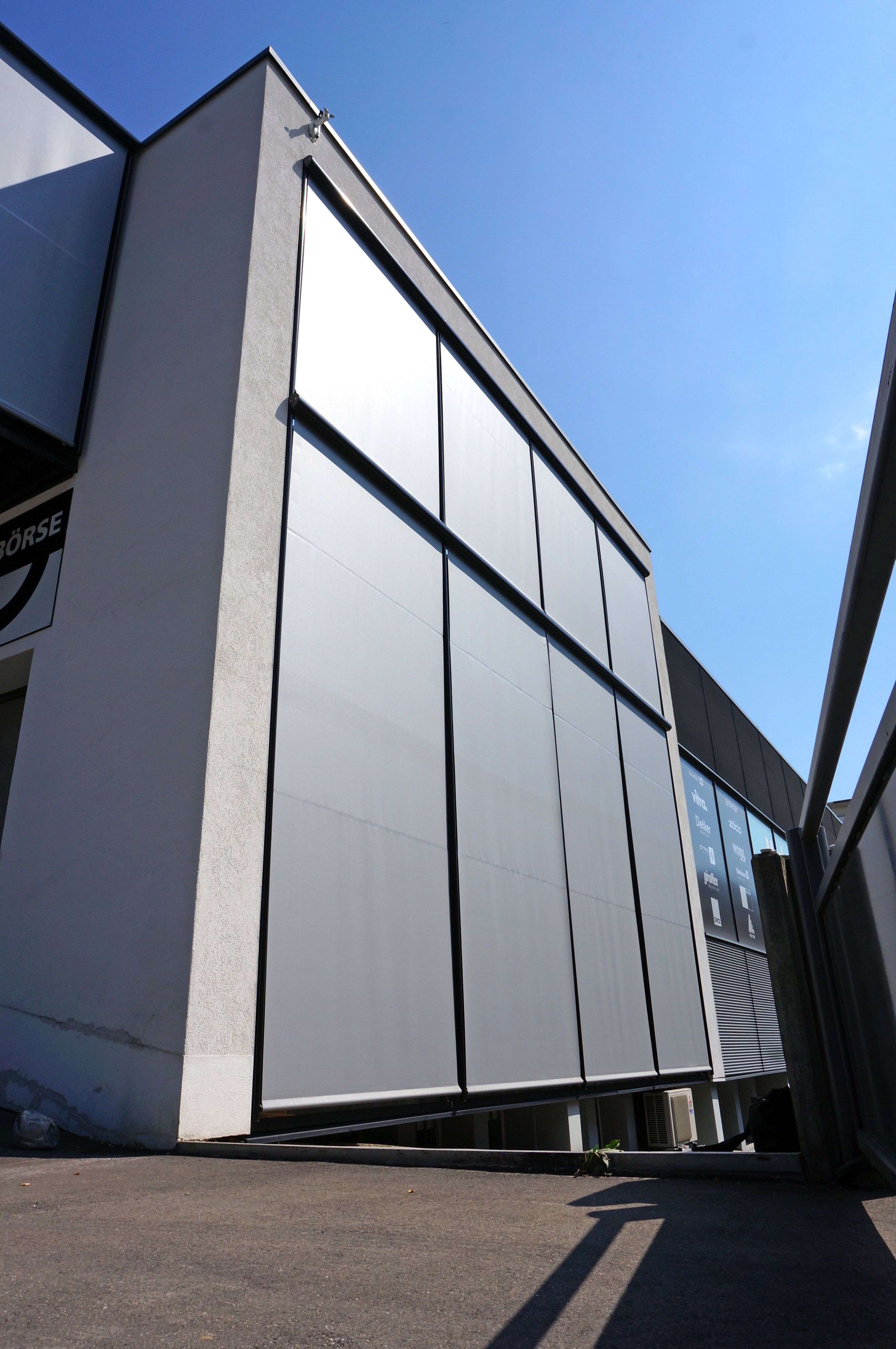 Bilder Steiner-Storen-Tore-Türen-Fenster AG