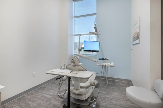 Images Golden Modern Dentistry