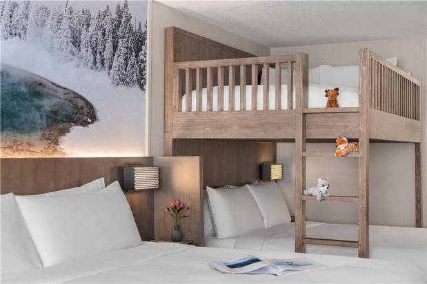 Images Starlite Yellowstone, Tapestry Collection by Hilton