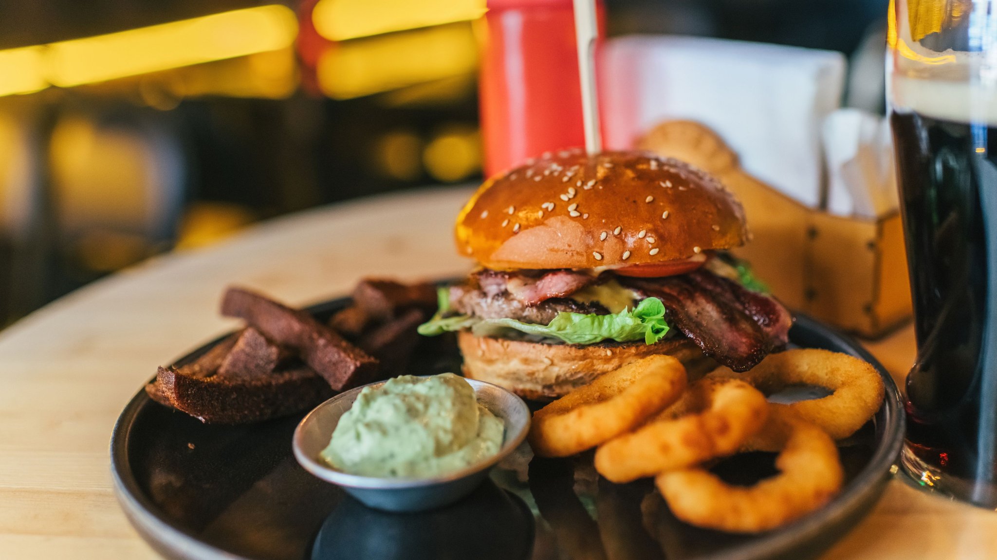 Images Holiday Inn Express Swindon City Centre by IHG