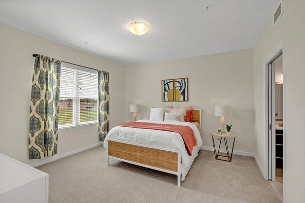 Images Legacy Pointe at UCF