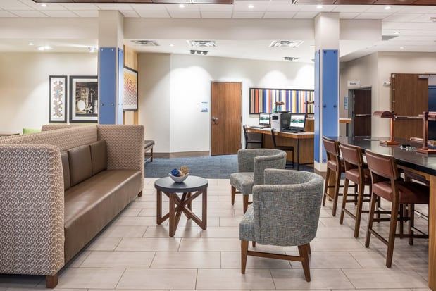 Images Holiday Inn Express & Suites St. Louis - Chesterfield by IHG