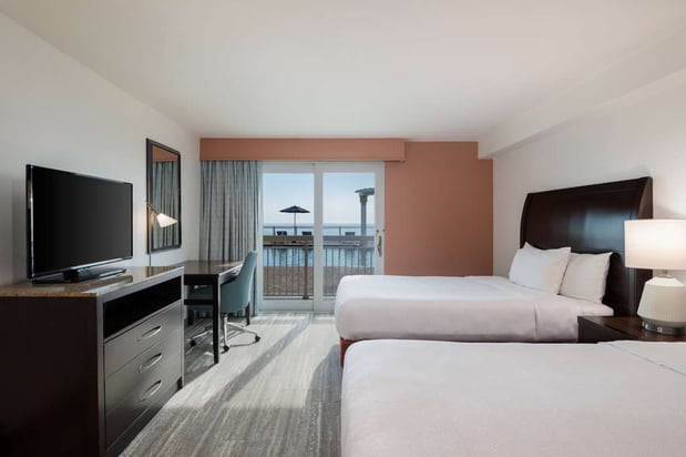 Images Hilton Garden Inn Daytona Beach Oceanfront
