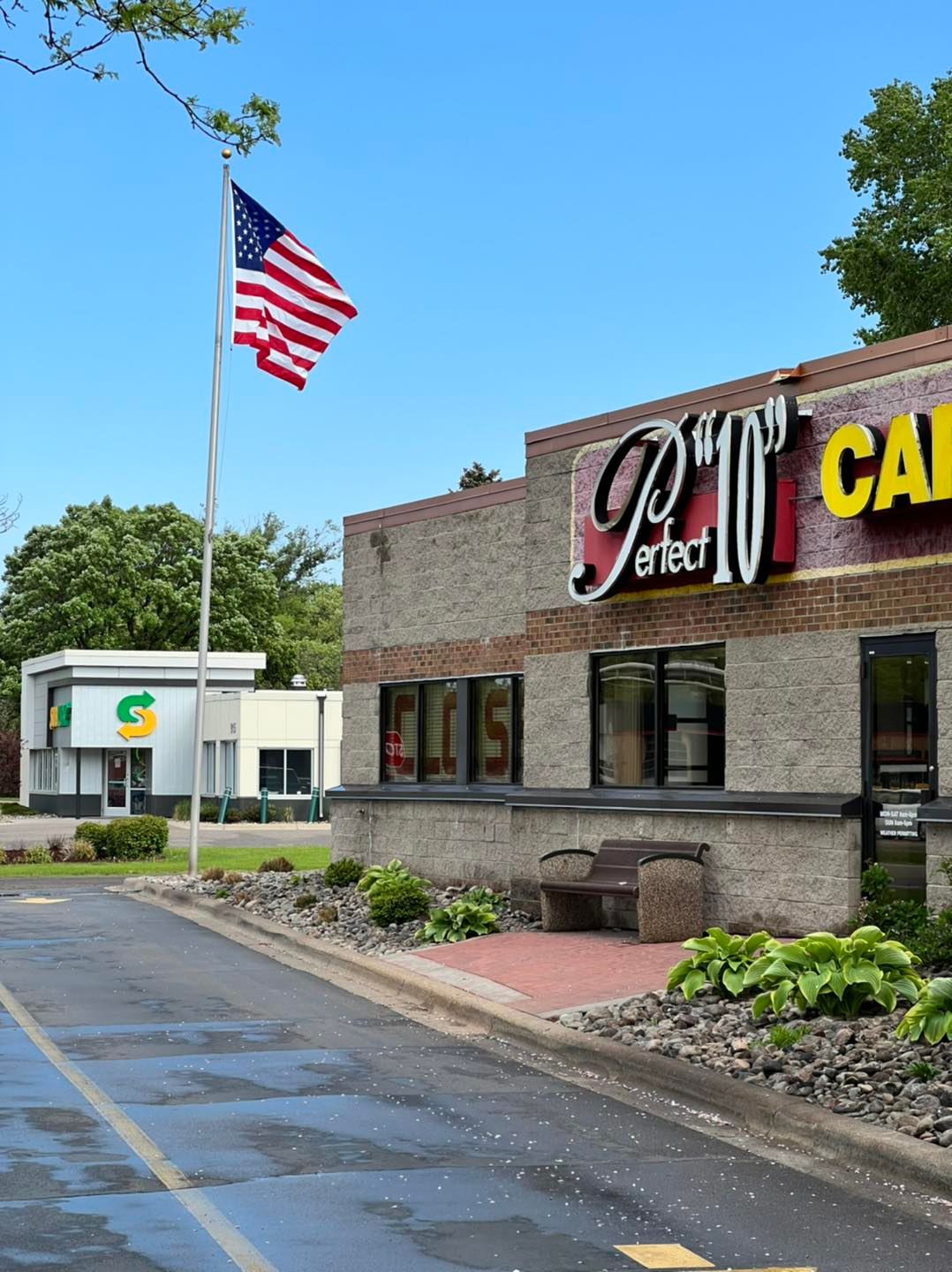 Perfect 10 Carwash and Detail Center