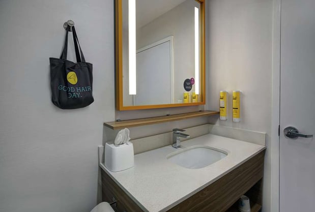 Images Tru by Hilton Austin Airport