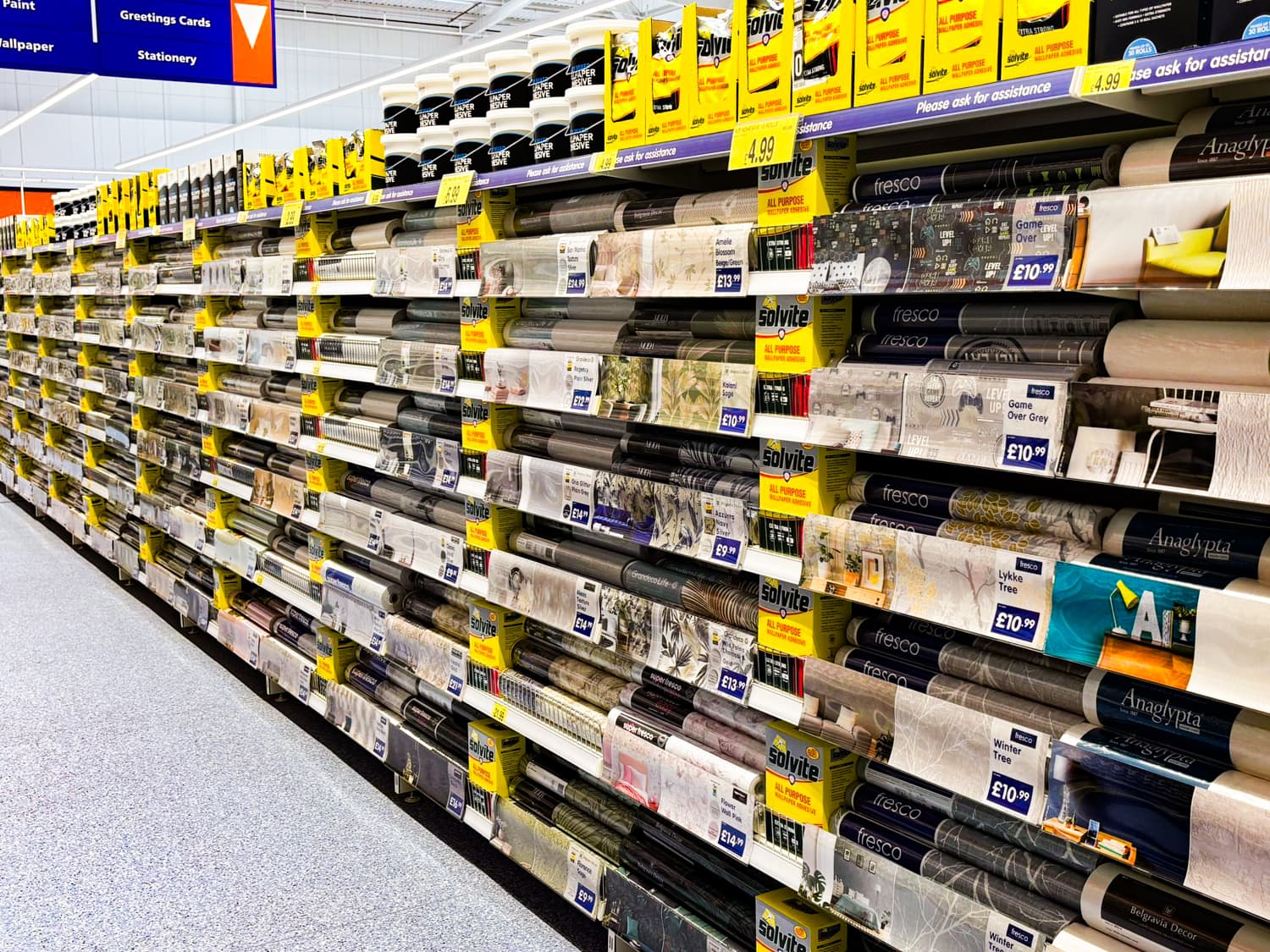 Images B&M Home Store with Garden Centre
