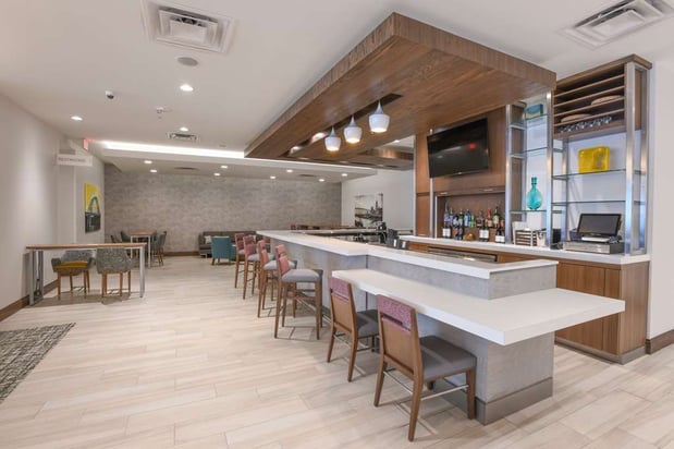 Images Hilton Garden Inn Cincinnati Midtown