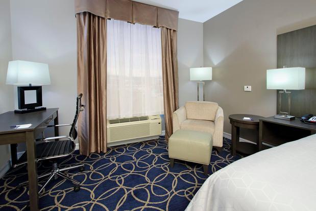Images Holiday Inn Express & Suites Houston North - IAH Area by IHG