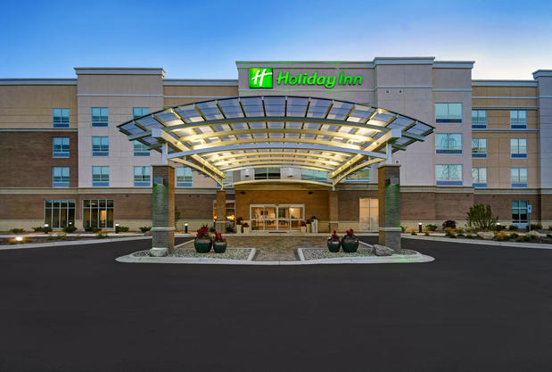 Images Holiday Inn Grand Rapids North - Walker, an IHG Hotel