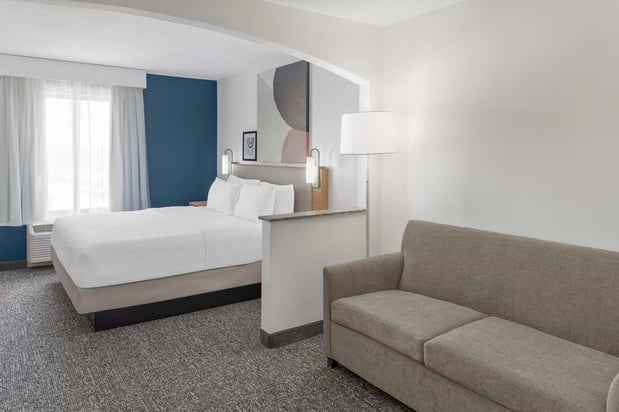 Images Spark by Hilton Lansing