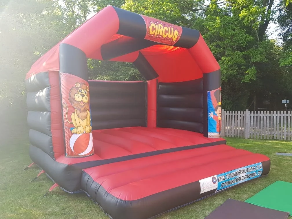 Images Top Banana Bouncy Castles