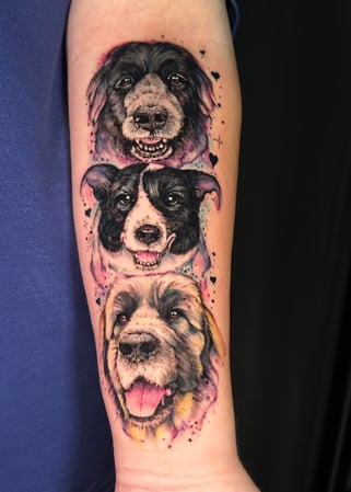 Bilder Bloody Dogs Tattoo & Piercing Inh. Robert Pongrácz