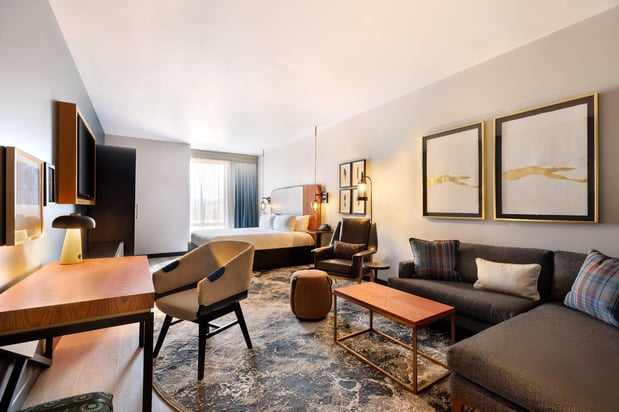 Images Hotel Indigo Silverthorne by IHG