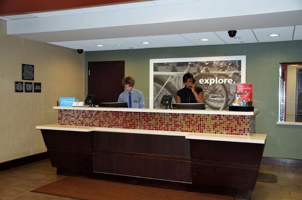 Images Hampton Inn & Suites Cincinnati/Uptown-University Area